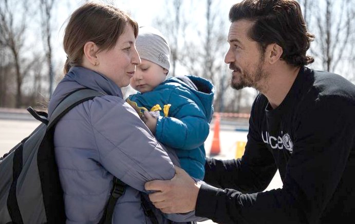 Orlando Bloom: „Sunt în Moldova cu UNICEF. De la începutul războiului din Ucraina, un copil a devenit refugiat aproape în fiecare secundă”