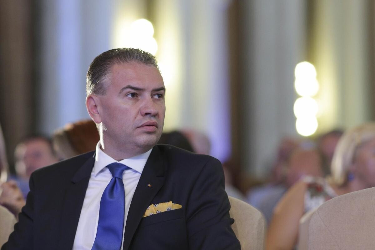 Crize accentuate cu ”mâna”? Se investesc miliarde pentru a se închide unități de producție. Ben Oni Ardelean: Nu sunt teorii ale conspirației…