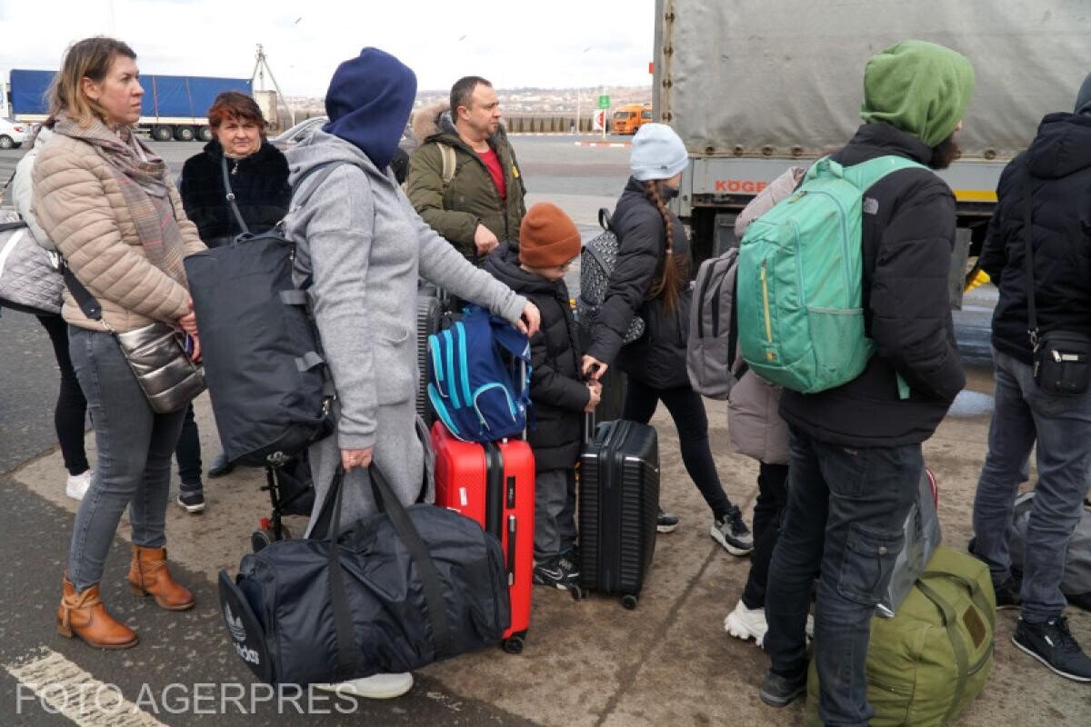 Refugiații ucraineni trebuie să plătească impozite după şase luni de prezenţă în România