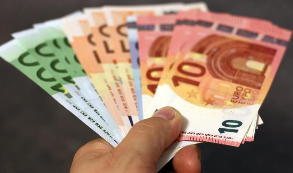 BCE va majora ratele dobânzilor în zona euro cu 50 de puncte de bază și în februarie, și în martie, anunță Klass Knot