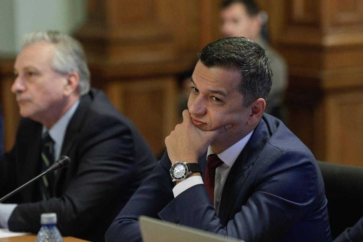 Grindeanu: Cred că e necesar ca şi statul român să aibă o aeronavă oficială