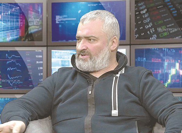 Opinie Ionuţ Pătrăhău, Managing Partner SeedBlink: Ion, faţă în faţă cu Ministrul Boloş