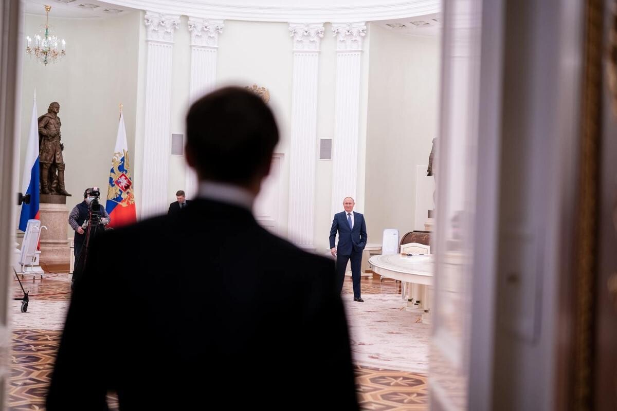 Macron și Xi Jinping cer reluarea negocierilor privind Ucraina. „Nu ar trebui să existe un război nuclear”