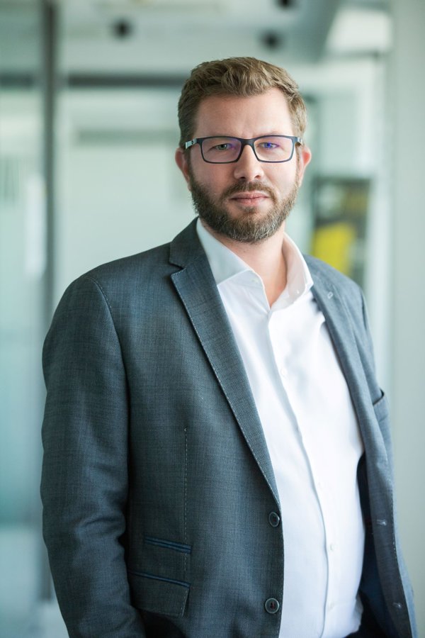 Opinie Guillaume Macczak, Partener, GBS & Finance Advisory Lead, EY România: Şase factori care ajută directorii financiari să crească probabilitatea unei  transformări de succes pentru organizaţia lor