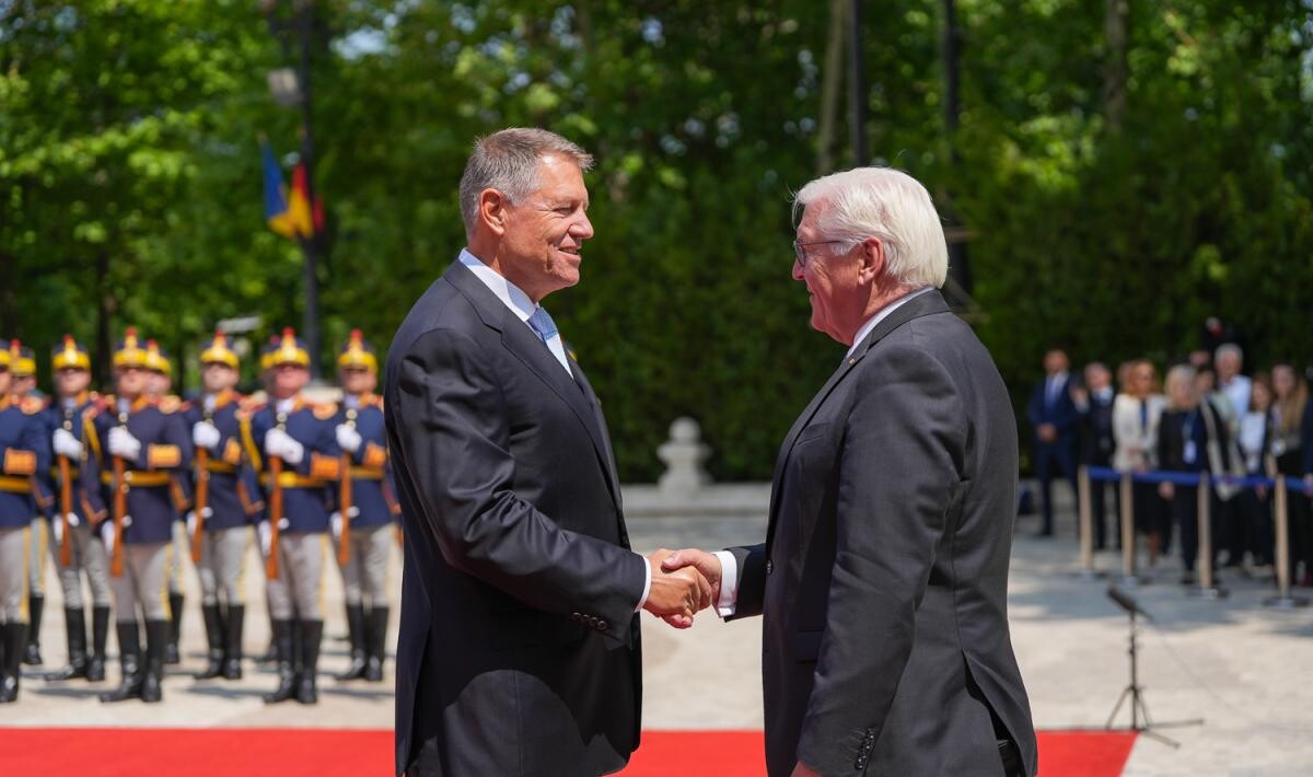 Preşedintele Germaniei, decorat de preşedintele Klaus Iohannis cu Ordinul Naţional ‘Steaua României’ în grad de Colan