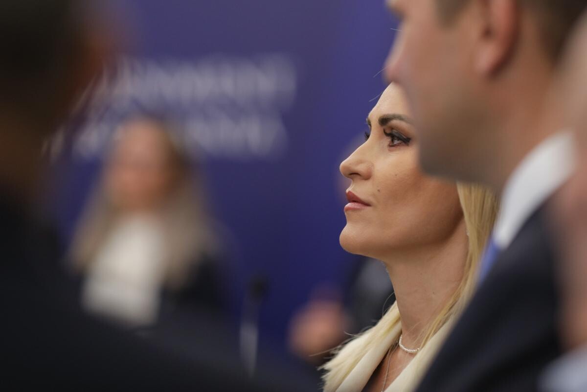 Demisie sau nu? Pronosticul lui Gușă despre Gabriela Firea în scandalul cu azilele / video