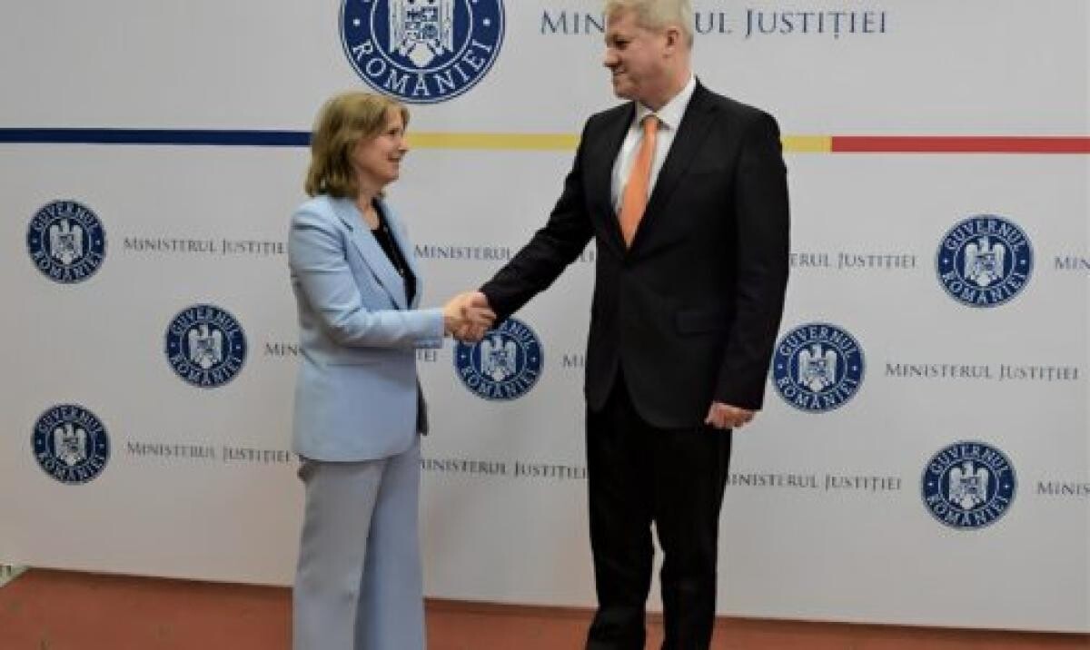 Cătălin Predoiu, întrevedere cu ambasadoarea SUA, Kathleen Ann Kavalec: Domeniile prioritare de discuții