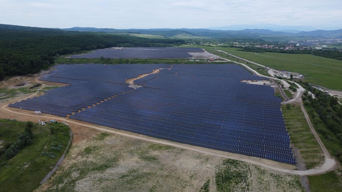 Parcul fotovoltaic Doicești-Șotânga de 80 MW a fost pus în funcțiune