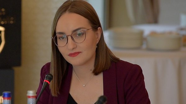 Metoda struţului pe bani publici: cum dispar angajaţii din instituţiile publice când se întâmplă ceva? Studiu de caz: spitalul din Urziceni