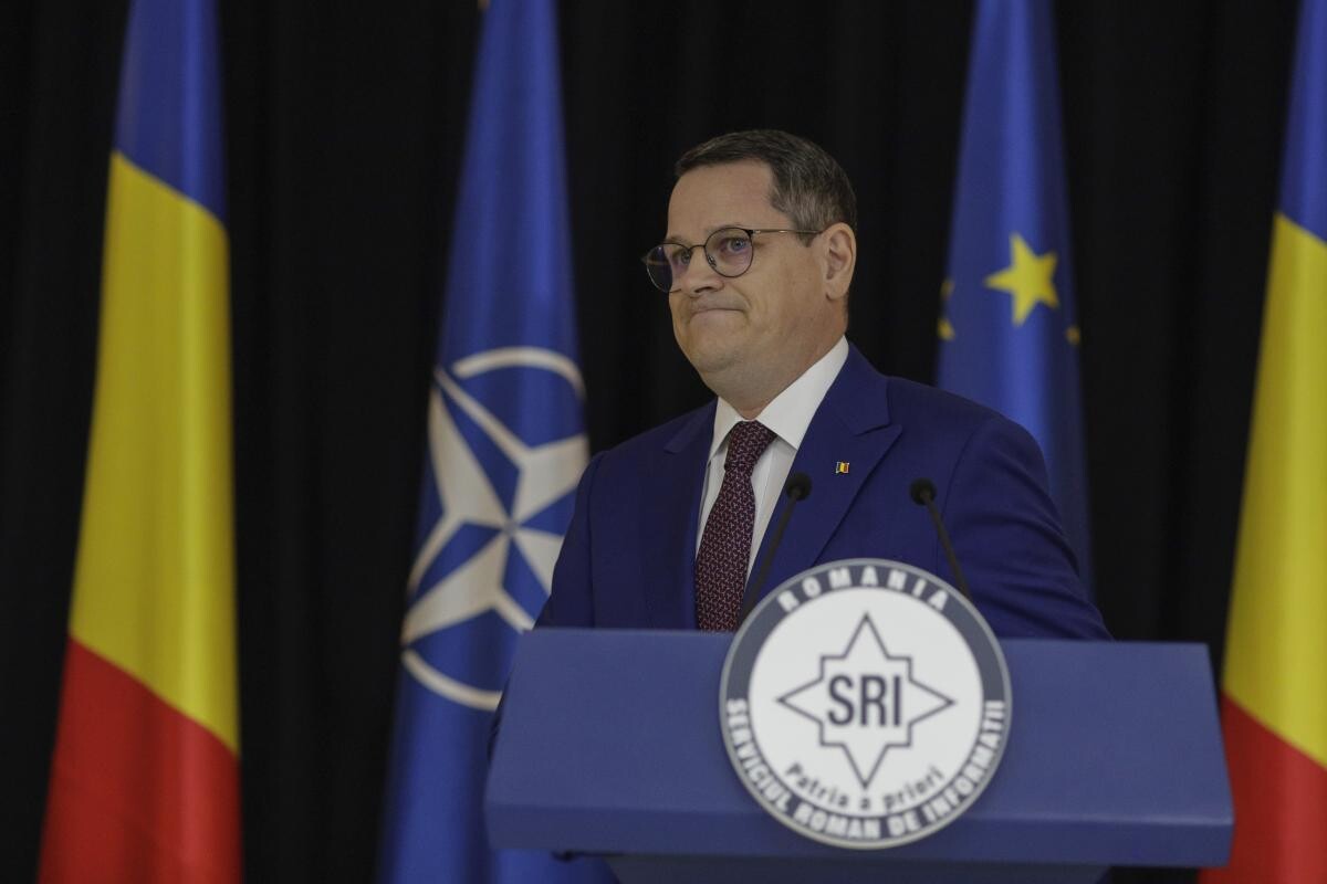 Eduard Hellvig, candidatură la alegerile prezidențiale 2024? Crin Antonescu spune că e o ipoteză de luat în seamă: Un om cu o experiență excepțională