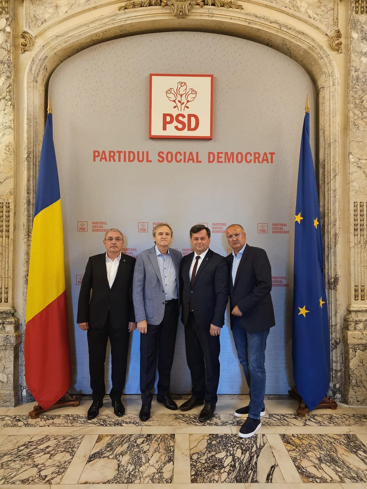 Primarul PNL din Târgu Jiu, Marcel Romanescu, a trecut la PSD