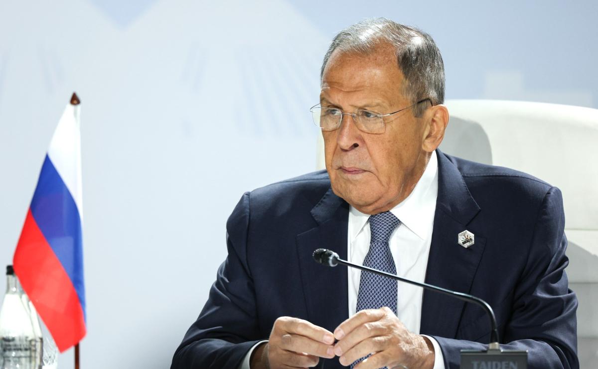 Lavrov spune că Rusia nu renunță la negocierile privind Ucraina. „Riscurile unui conflict global sunt în creștere”