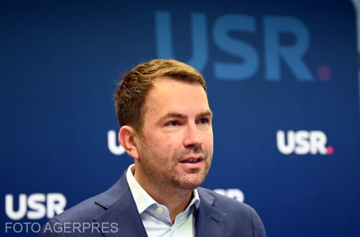 USR se plânge că PNL nu votează moțiunea de cenzură: ”Rămâne singura soluție”. Cum vrea Drulă să împiedice intrarea în vigoare a noilor taxe, de la 1 octombrie