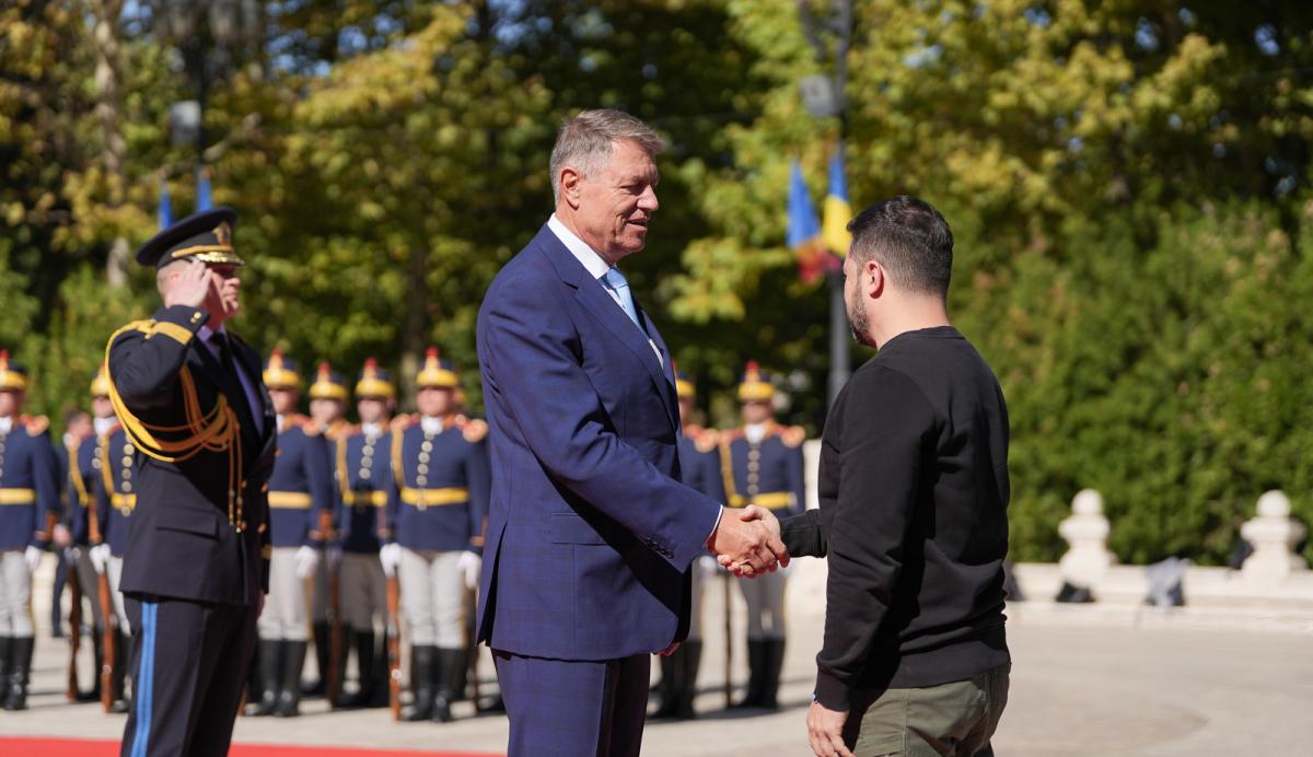 Zelenski a dezvăluit ce a discutat azi cu președintele Iohannis