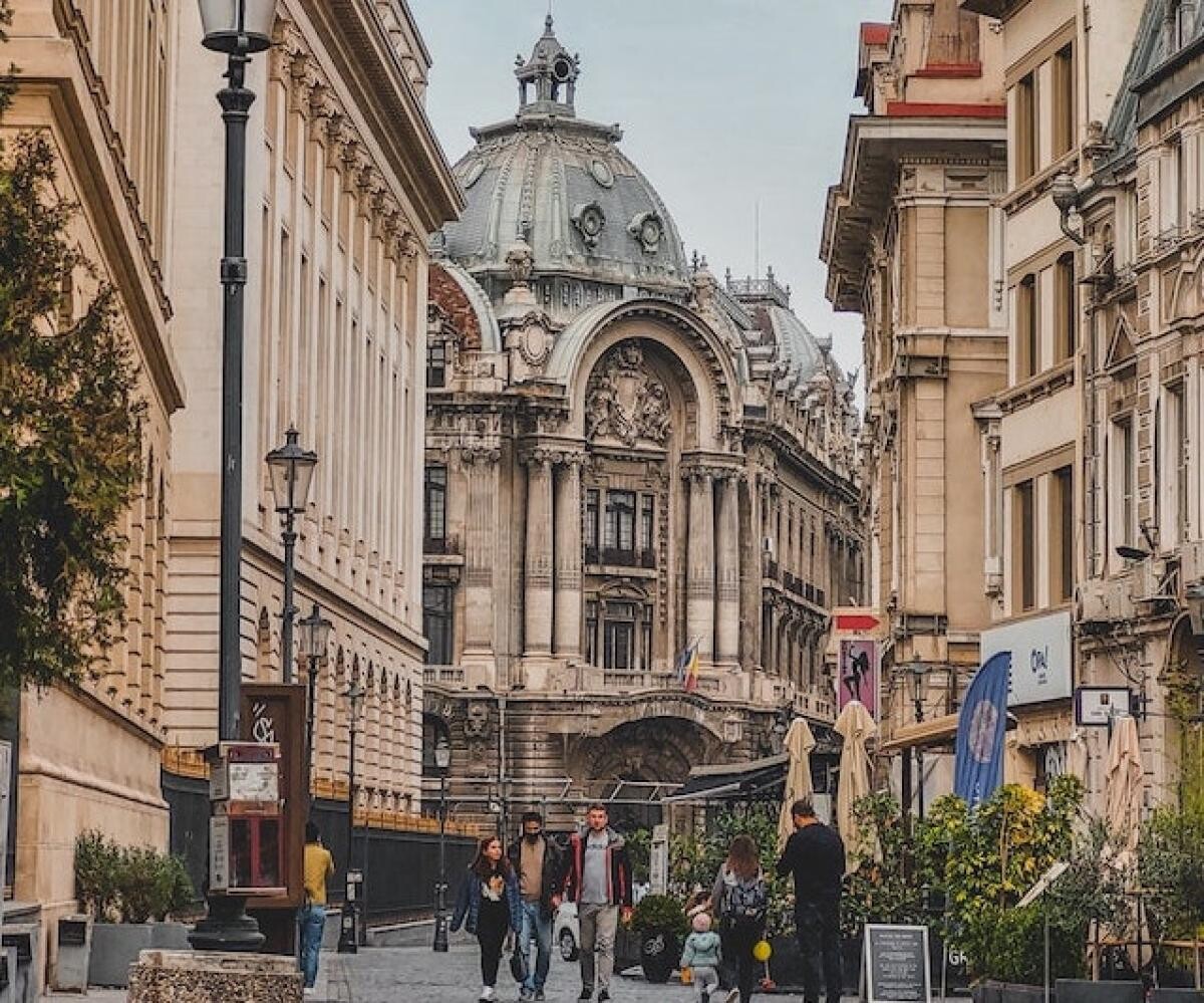 Bucureştiul îşi scade contribuţia la PIB-ul României. Blocaj administrativ local şi incertitudine pe dezvoltarea urbanistică, avertizează AREI