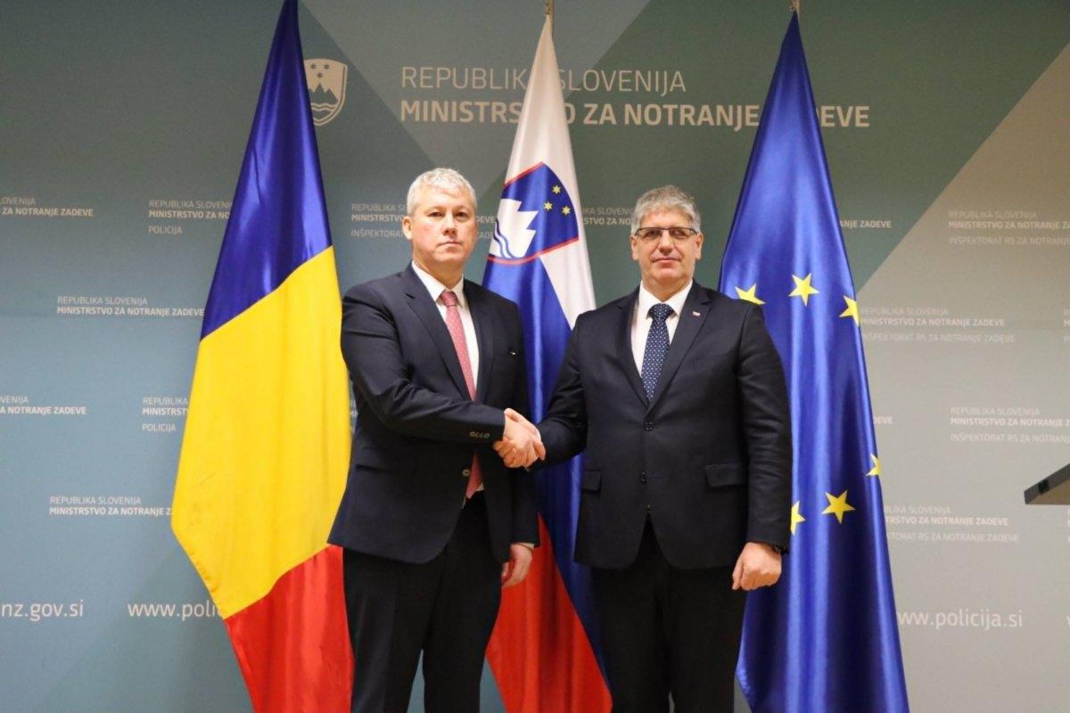 Aderarea României la Schengen, subiect principal în vizita oficială a ministrului Cătălin Predoiu în Slovenia. Omologul său sloven Boštjan Poklukar: Cred că a sosit momentul